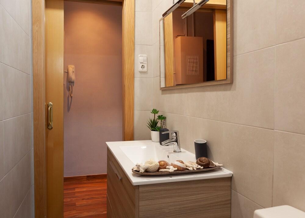 Sunny Penthouse in Sagrada Familia Apartment Barcelona Bagian luar foto